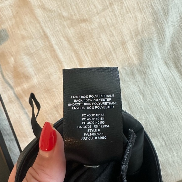 Aritzia Babaton Command Cropped Black Leather Pant Size 2 - Picture 10 of 12